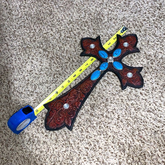 Cross Wall Decor - Picture 2 of 4